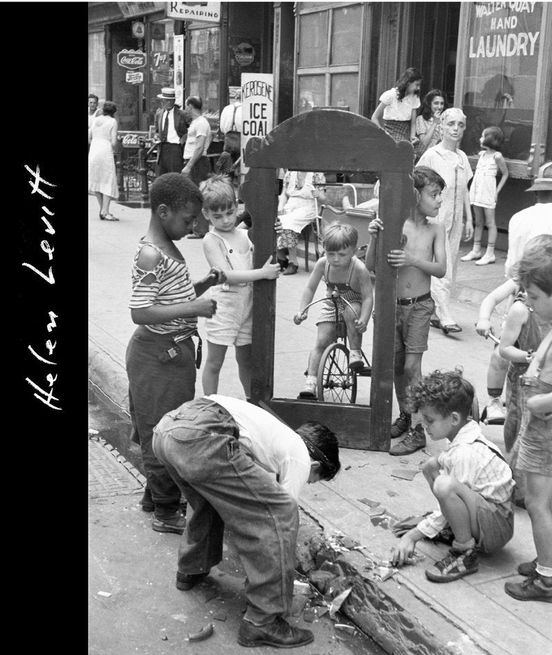 HELEN LEVITT