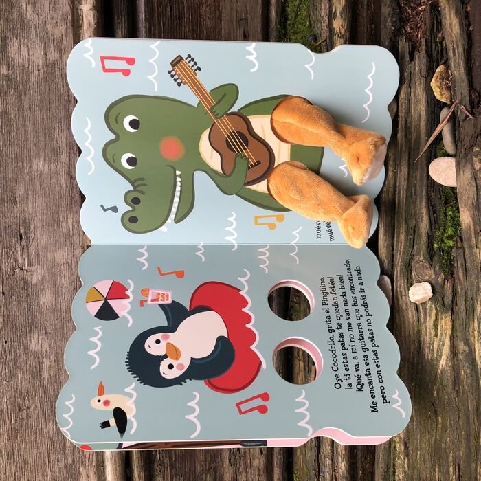 El Pingüino se pregunta... ¿De quién son estas patas?